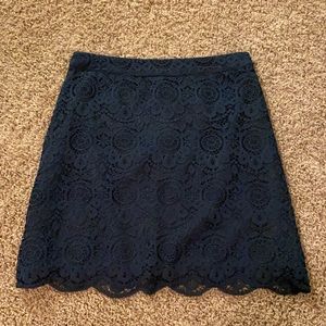 Never worn Lace size 0 skirt